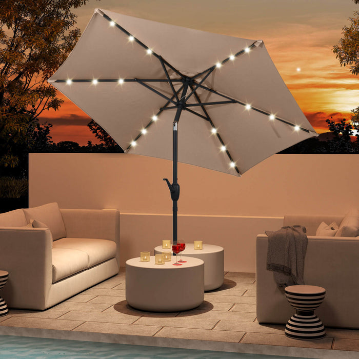 Parasol solaire Costway 7,5 ft avec lumieres LED, inclinaison par bouton-poussoir, manivelle, marron