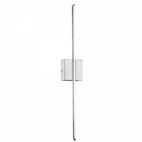 Applique murale verticale Array de Dainolite en acrylique blanc qui diffuse la lumière, avec fini chromé poli et ampoule à DEL de 19 W