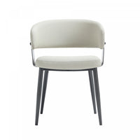 Chaise de salle a manger moderne Luce en metal texture et cuir vegetalien couleur avoine