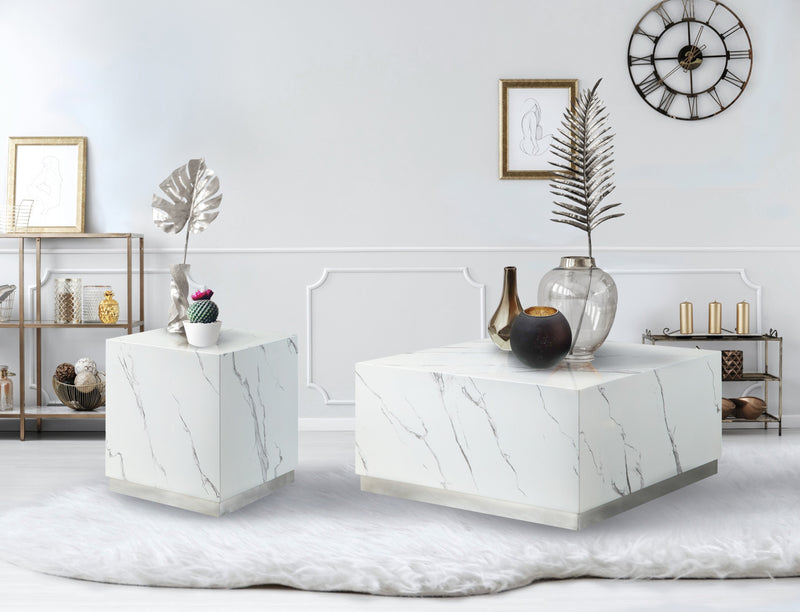Table basse Aphrodite en faux marbre blanc et argent