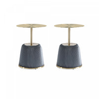 Table d’appoint moderne Anderson avec plateau en metal et revetement en tissu gris – Lot de 2