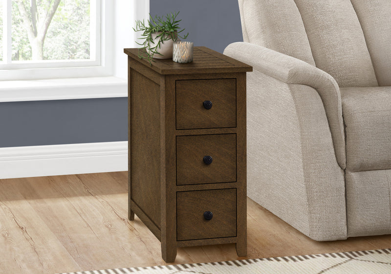 Table de bout, d’appoint et de nuit étroite de style transitionnel avec tiroir de rangement et placages bruns pour la chambre à coucher