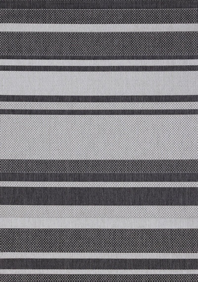 Jackson Striped Indoor/Outdoor Area Rug - 5'3" x 7'7"|Carpette Jackson à rayures pour l’intérieur et l'extérieur - 5 pi 3 po x 7 pi 7 po