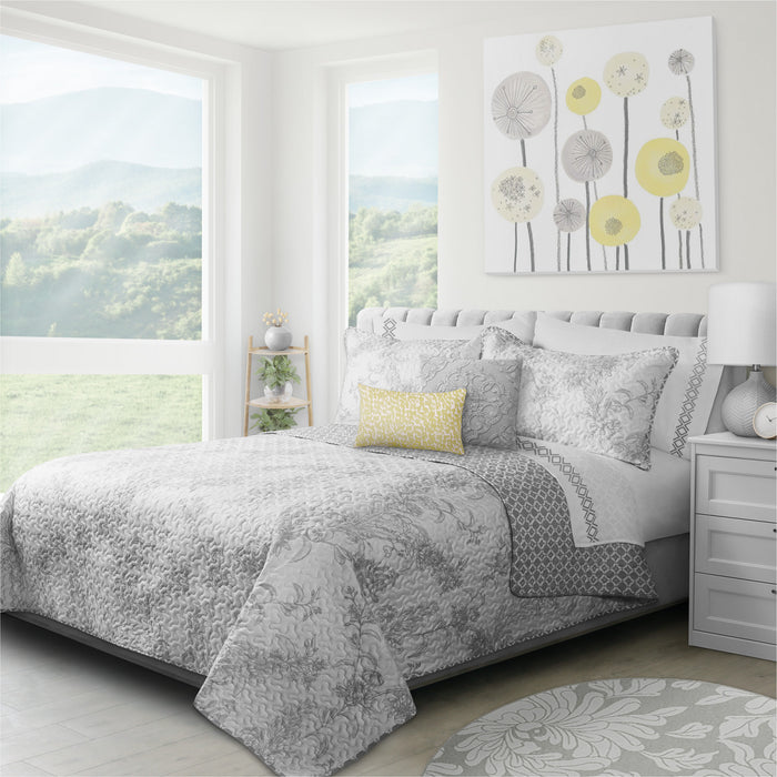 Ensemble Courtepointe Reversible 3 Pieces Tres Grand Lit (King) - Imprime Floral Botanique Gris et Blanc 