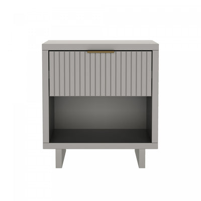 Elara Contemporary 18" Solid Wood Nightstand in Light Gray (1-Drawer) | Table de nuit contemporaine Elara 18" en bois massif, gris clair (1 tiroir)