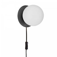 Lampe murale Burlat de Dainolite en verre blanc, avec fini noir mat et 1 ampoule