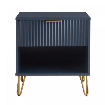 Dumbo Modern 20" Fluted Nightstand in Midnight Blue (1-Drawer) | Table de nuit moderne Dumbo 20" a cannelures, bleu minuit (1 tiroir)