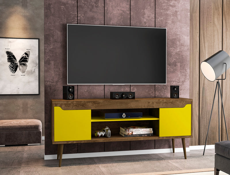 Meuble pour téléviseur Bradley de Manhattan Comfort de 62,99 po avec 2 tablettes multimédias et 2 tablettes de rangement - brun rustique et blanc