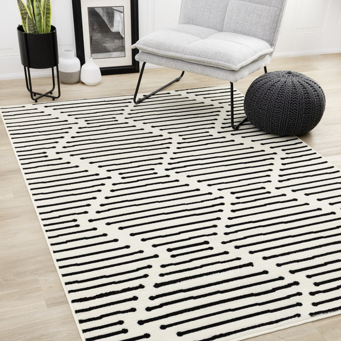 Carpette Forte noire et blanche à motif de rayures - 7 pi 9 po x 10 pi 6 po