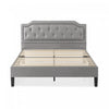 Kellen Upholstered Platform Bed with Headboard in Light Grey - Queen Size | Kellen lit plateforme rembourré avec tête de lit gris pâle - Grand