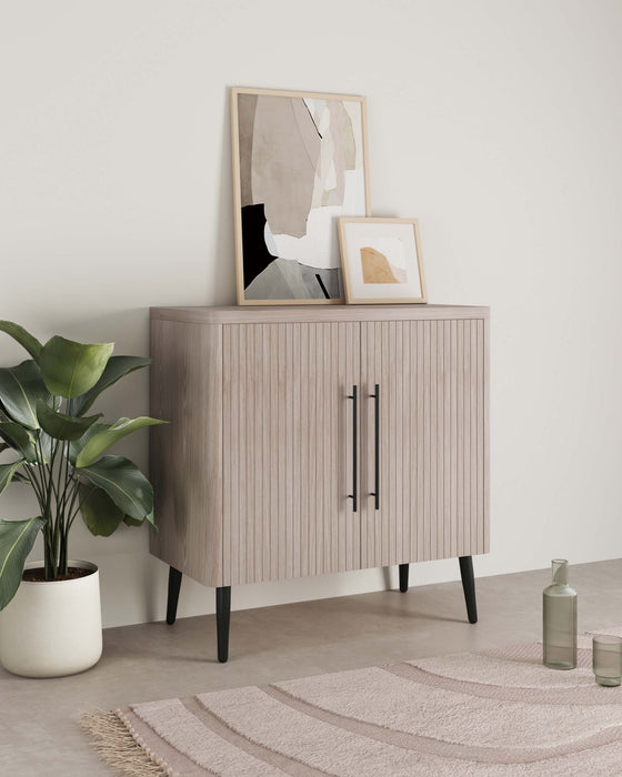 Jodie – Cabinet d’appoint cannele style milieu du siecle de 31\" en chene blanchi