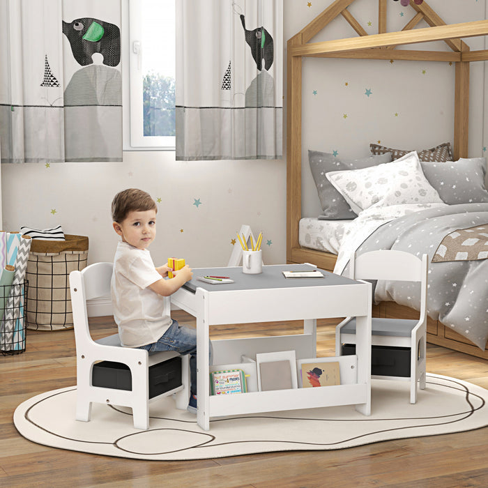 Qaba Ensemble Table Et Chaises 3 Pieces Pour Enfants, Ensemble Table Et Chaises 2 En 1 Avec Plateau Reversible, Tableau Noir, Rangement, Etageres, Pour Salle De Jeux, Creche, Salle De Classe, Gris