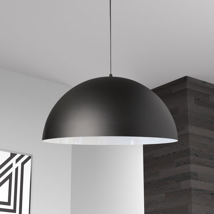 Grand luminaire suspendu Ofelia de Dainolite avec fini noir mat et blanc, et 1 ampoule
