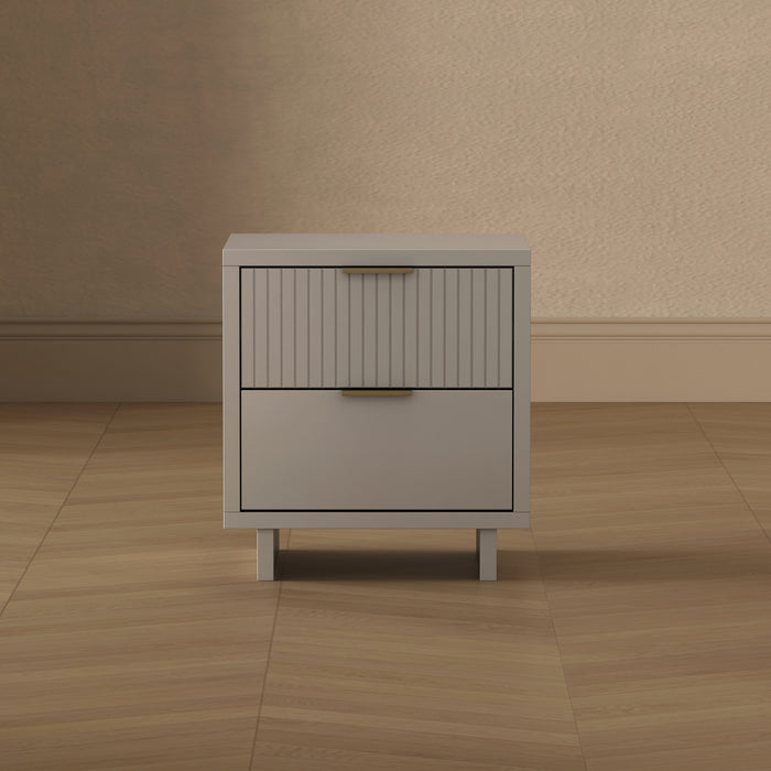 Table de nuit contemporaine Elara 18\" en bois massif, gris clair (2 tiroirs)