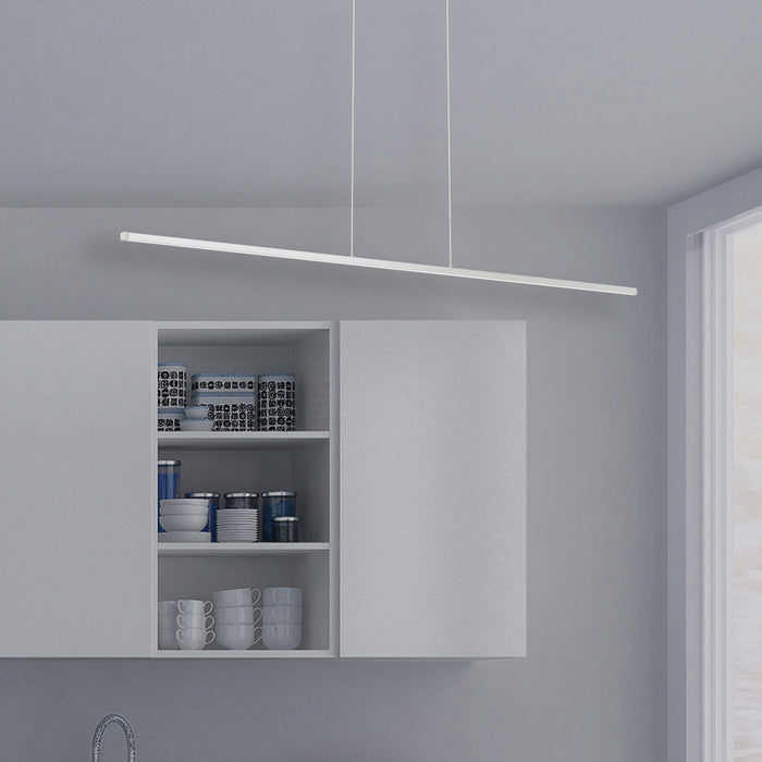 Luminaire suspendu horizontal Array de Dainolite de 48 po en acrylique blanc qui diffuse la lumière, avec fini blanc mat et ampoule à DEL de 30 W