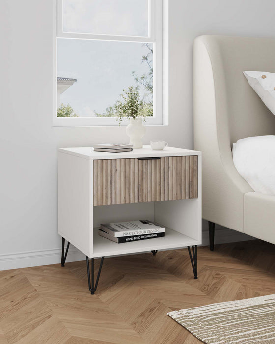 Table de nuit moderne Dumbo 20\" a rainures, gris rustique et blanc (1 tiroir)