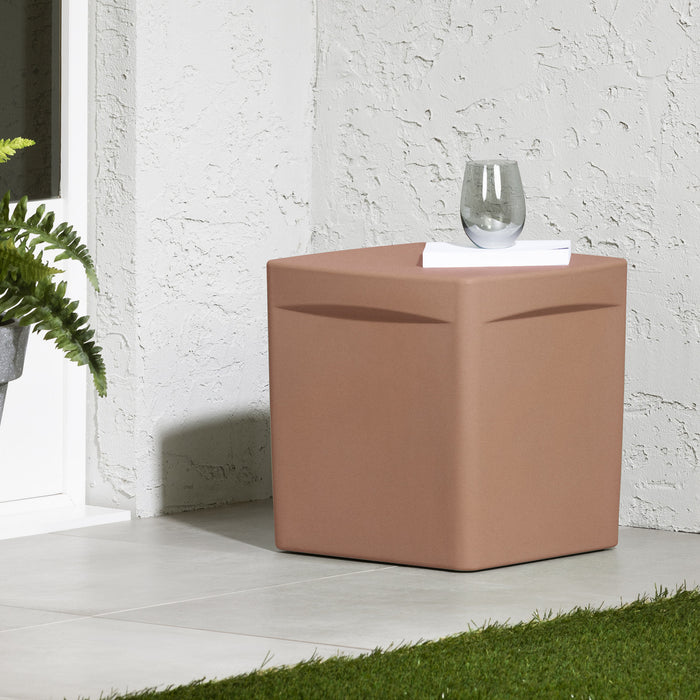 Table de bout carrée Dalya pour l’extérieur - Terra Cotta