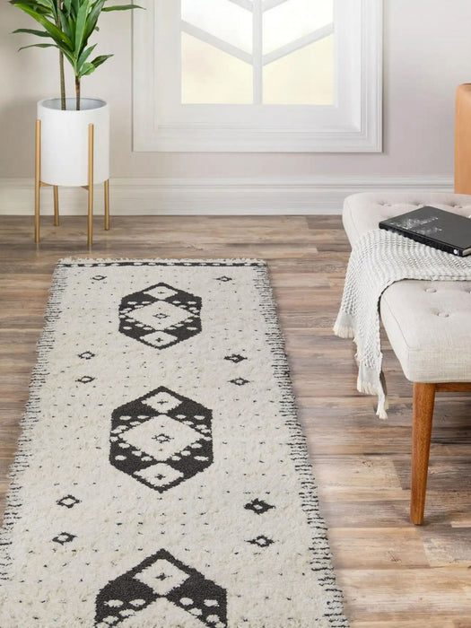 Tapis Contemporain Lyra 2'3\" x 7'6\" en Ivoire