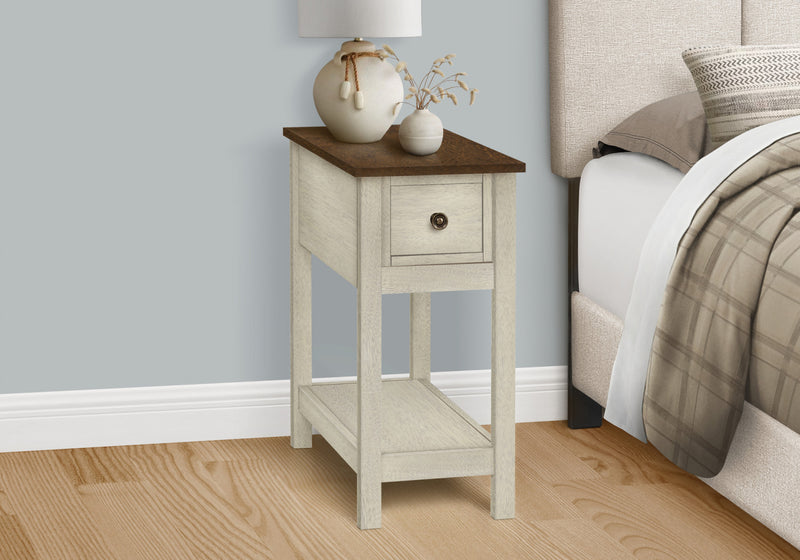 Table de bout et d’appoint étroite de style transitionnel à 2 niveaux, avec tiroir de rangement et placages blanc antique et bruns pour la chambre à coucher