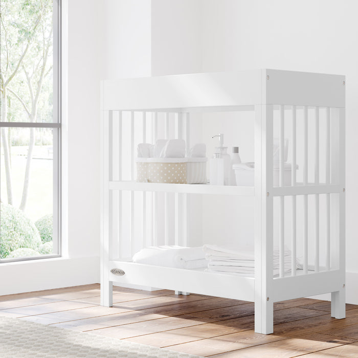 Graco Teddi Table a langer avec matelas a langer resistant a l’eau - Blanc
