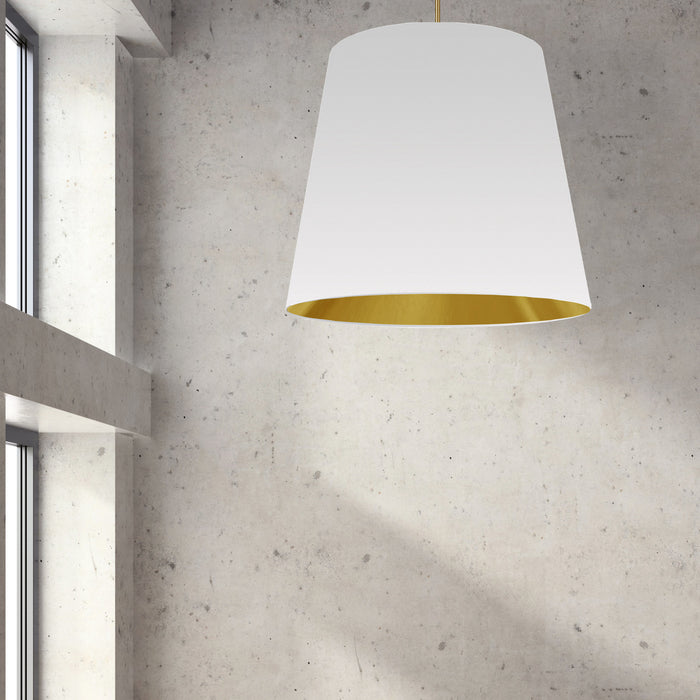 Très grand luminaire suspendu de Dainolite avec très grand abat-jour cylindrique effilé blanc et doré, et 1 ampoule