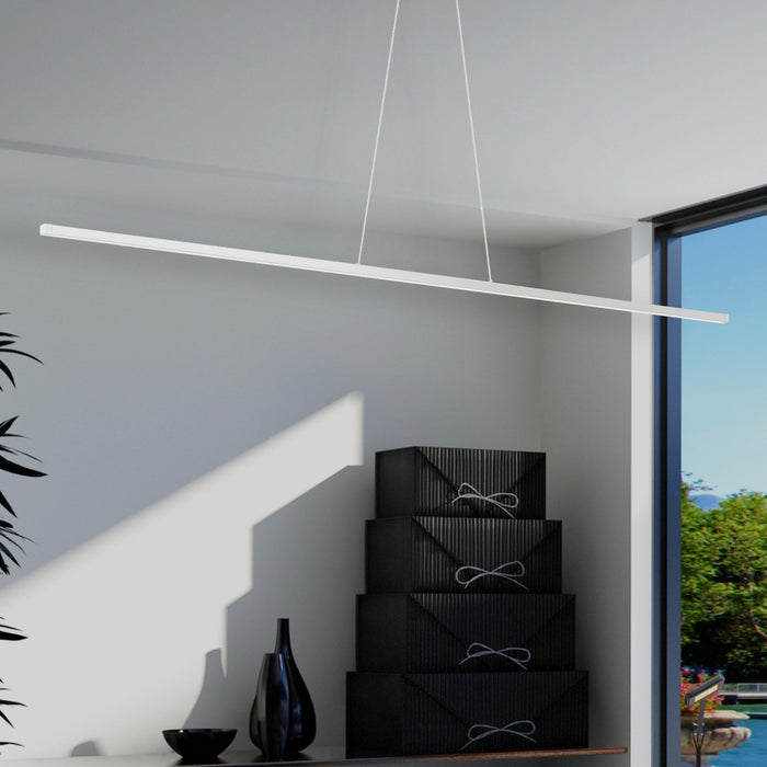 Luminaire suspendu horizontal Array de Dainolite de 72 po en acrylique blanc qui diffuse la lumière, avec fini blanc mat et ampoule à DEL de 56 W