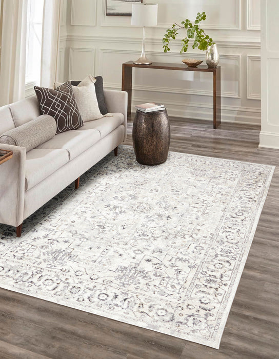 Tapis Traditionnel Mira 8'0\" x 10'0\" en Gris