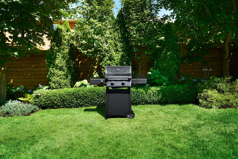 Barbecue à gaz FreestyleMC 365 de Napoleon de 30 000 BTU à 2 brûleurs - noir mat - FL365NMK-1