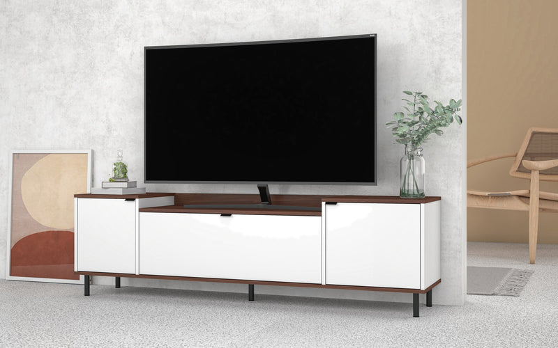Meuble pour téléviseur Mosholu de Manhattan Comfort de 66,93 po avec 3 tablettes - blanc et brun noix