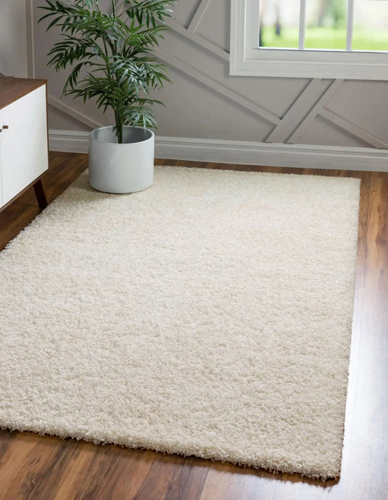 Carpette Vera crème - 5 pi 0 po x 8 pi 0 po   