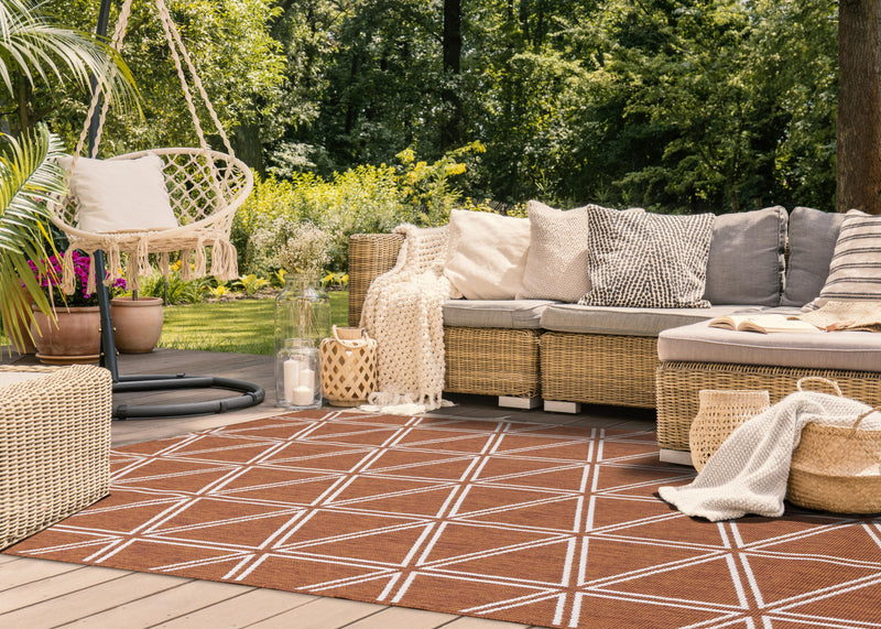 Carpette Brooke à motif de diamants géométriques pour l'extérieur - 5 pi 3 po x 7 pi 7 po
