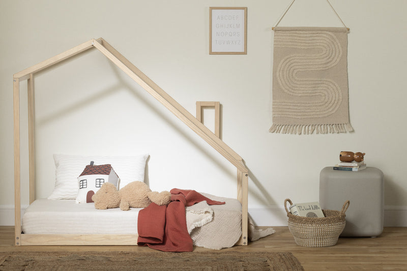 Lit maison Sweedi avec cheminée - naturel