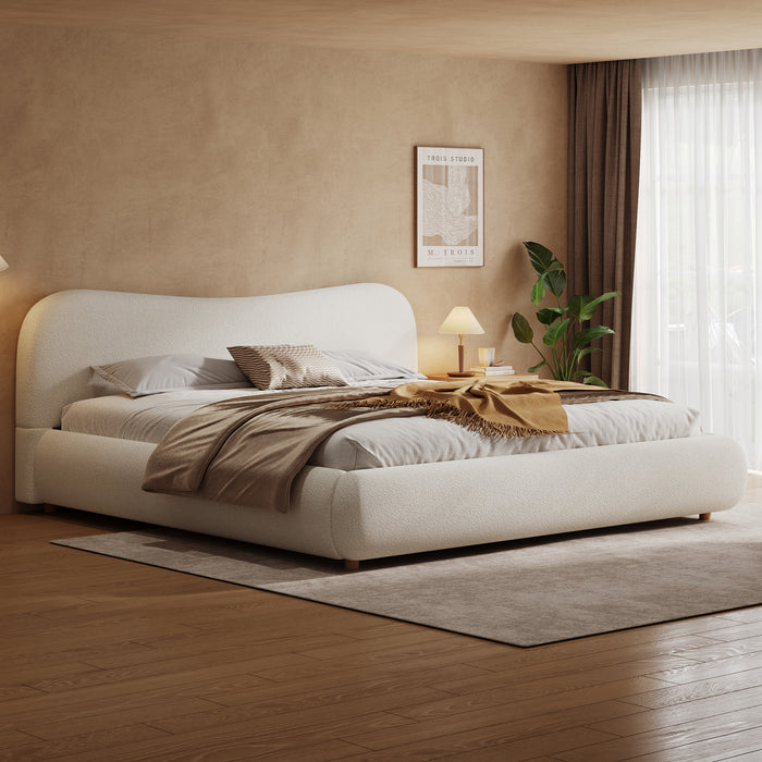 Lit plateforme Camille avec tete de lit courbee et tapisserie bouclee luxueuse, taille King, blanc