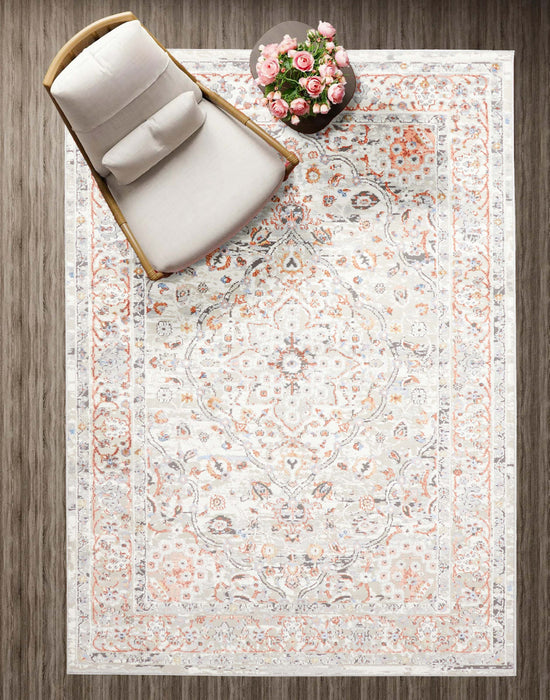 Tapis Traditionnel Seline 5'0\" x 8'0\" en Ivoire