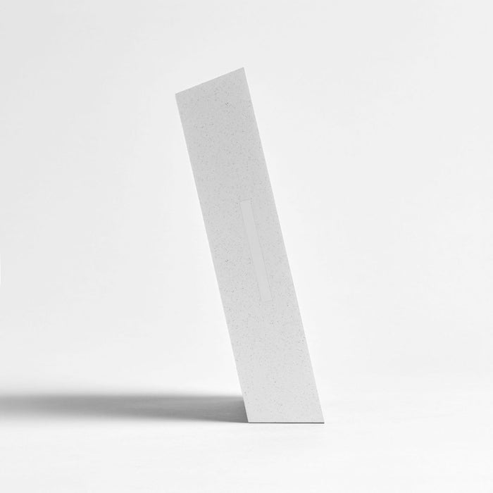 Cadre photo numérique Mason de Aura avec haut-parleur - quartz blanc