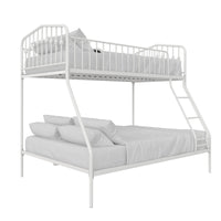 Lits superposés Bushwick de Novogratz en métal avec lit simple au-dessus du lit double - blanc cassé