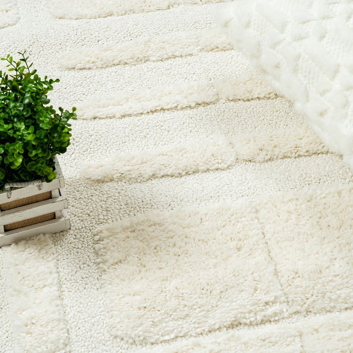 Carpette à poil long Lola crème à motif écossais - 6 pi 7 po x 9 pi 6 po