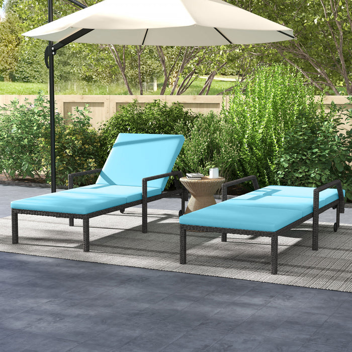 Outsunny 2 Pieces Chaises Longues De Patio En Osier Avec Roulettes, Bleu