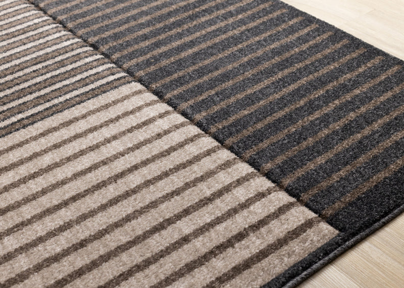 Tapis Maverick beige, brun et noir a rayures, 7'10\" x 10'6\"