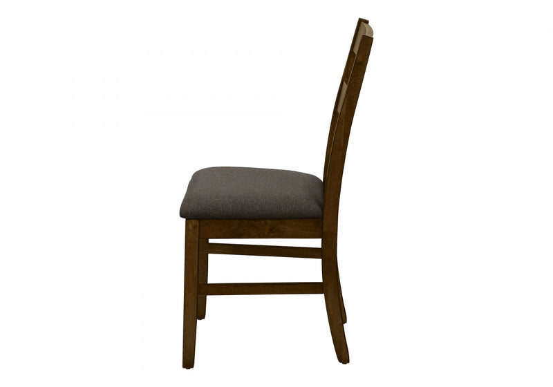Ensemble de 2 chaises de salle à manger de style transitionnel avec bois massif brun et tissu brun pour la salle à manger et la cuisine