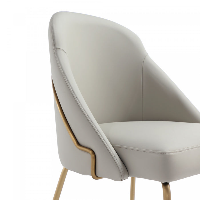 Chaise de salle a manger moderne Gracie en metal et cuir vegetalien, gris pierre et or
