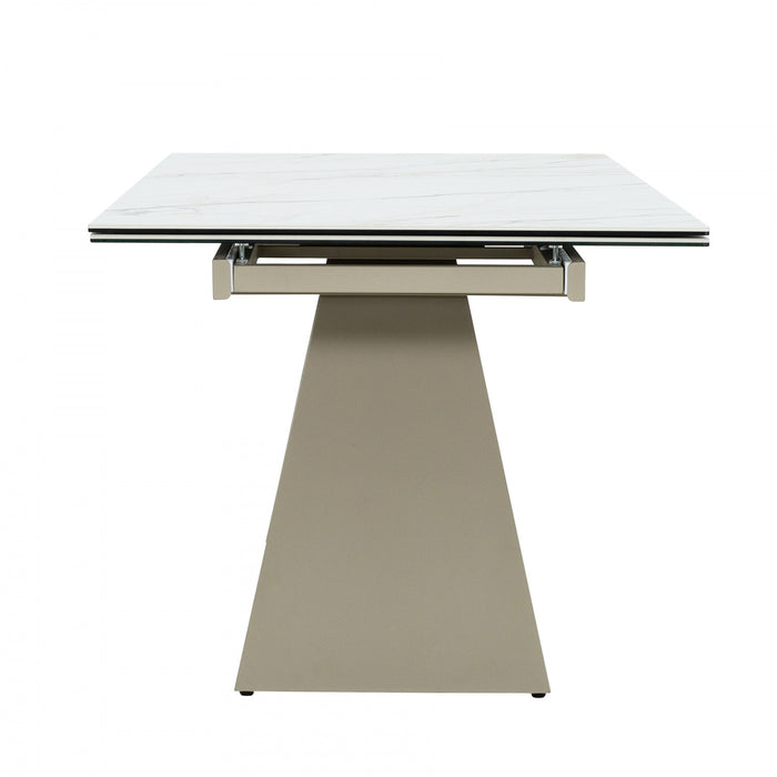 Table de salle a manger rectangulaire extensible Wrenley de 71 a 102 po (6 a 8 places)