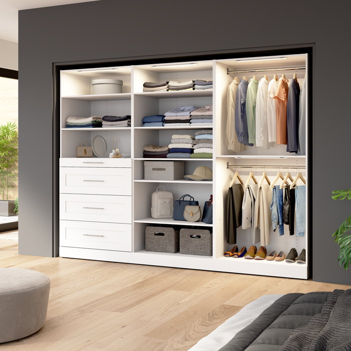 Système de pièce-penderie modulaire Florence de Bestar de 107 po avec éclairages à DEL, tringles, tablettes et tiroirs de style Shaker - blanc