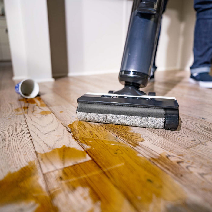 Aspirateur-balai et nettoyeur de plancher sans fil GH503 H2O XL de Tineco avec affichage à DEL - FW121600CA