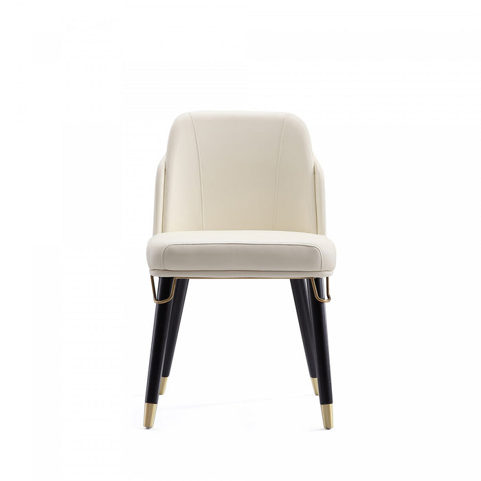 Chaise de salle a manger moderne Estelle en cuir vegetalien et bois, creme - Lot de 2