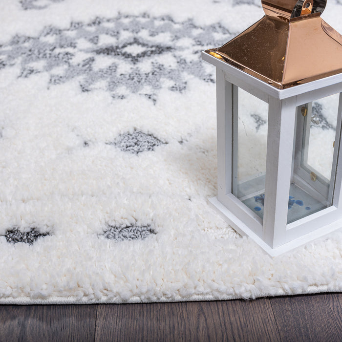 Carpette à poil long Lola grise à motif de diamants - 2 pi 7 po x 8 pi