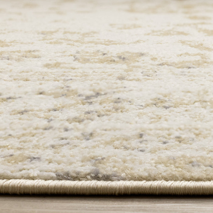 Carpette discrète, traditionnelle et élégante Ellis beige et crème - 5 pi 3 po x 7 pi 7 po