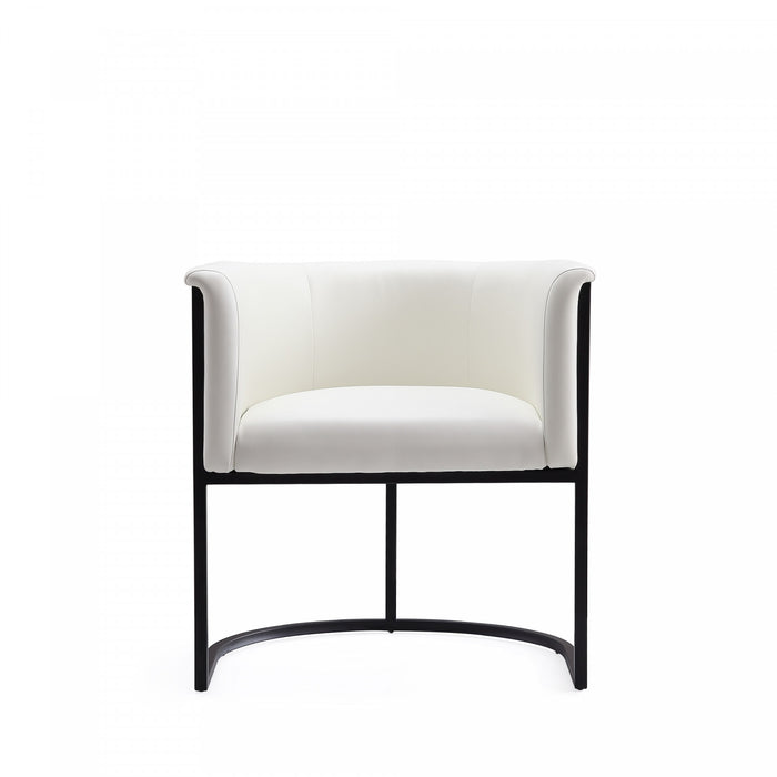 Chaise de salle a manger moderne mi-siecle cosmopolite en cuir vegetalien et metal ivoire - Lot de 2