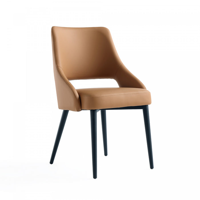 Chaise de salle a manger moderne Tremont en cuir vegetalien et metal, couleur selle - Lot de 2