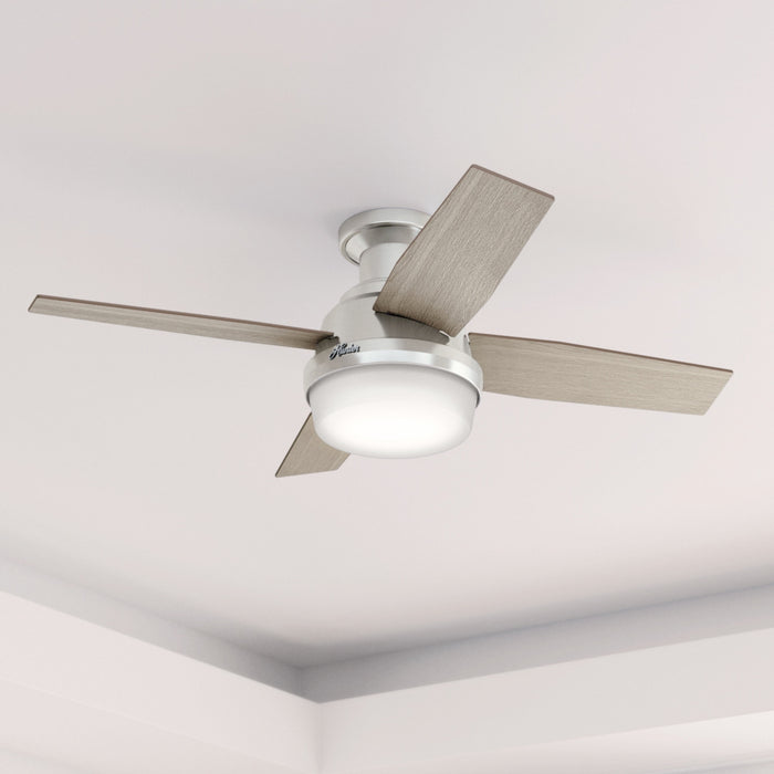 Ventilateur de plafond Dempsey à profil bas avec luminaire - Gris